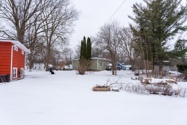 209 N Chippewa, Shepherd, MI 48883