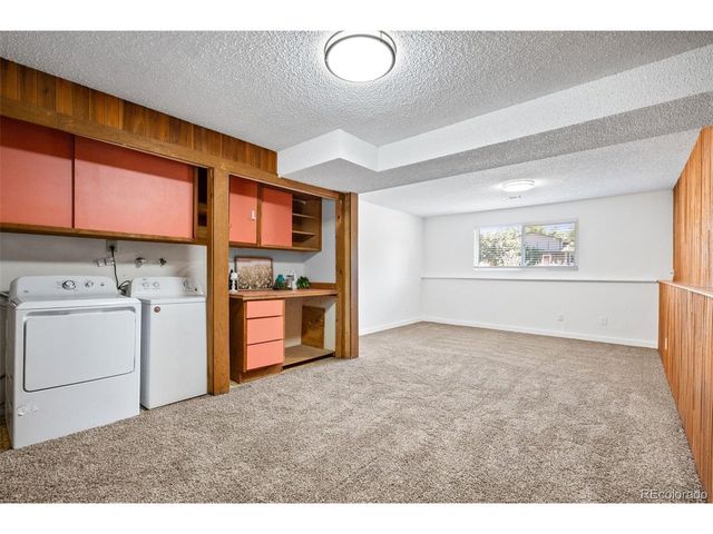 2512 Woodvalley Ct, Fort Collins, CO 80521