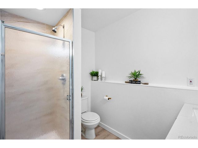 2512 Woodvalley Ct, Fort Collins, CO 80521