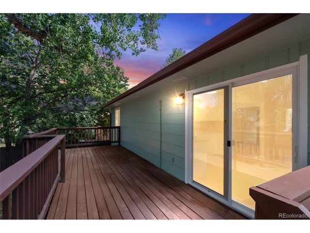 2512 Woodvalley Ct, Fort Collins, CO 80521