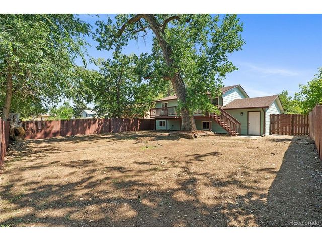 2512 Woodvalley Ct, Fort Collins, CO 80521