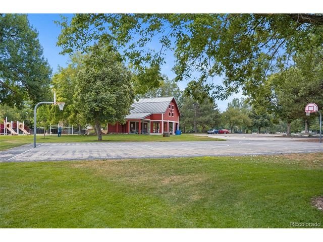 2512 Woodvalley Ct, Fort Collins, CO 80521