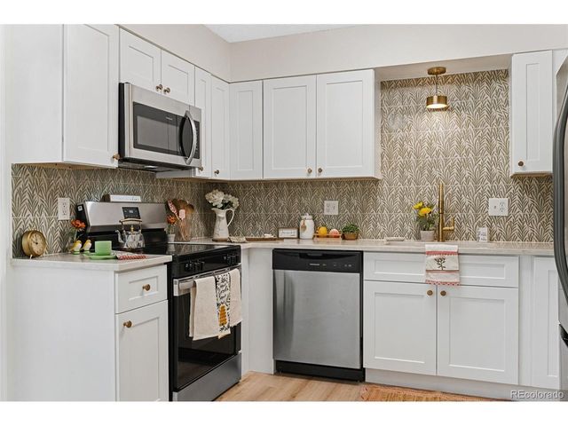 2512 Woodvalley Ct, Fort Collins, CO 80521