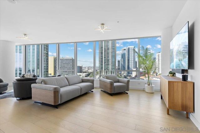 888 W E Street 1001, San Diego, CA 92101