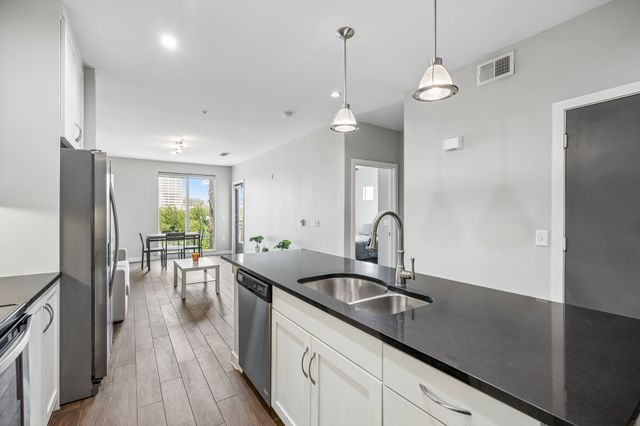 5609 Smu Boulevard 312, Dallas, TX 75206