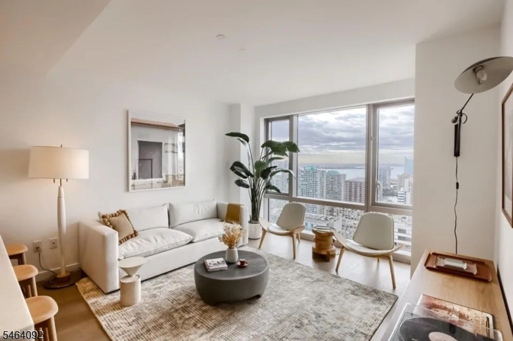75 Park Ln S 3605, Jersey City, NJ 07310 — exterior