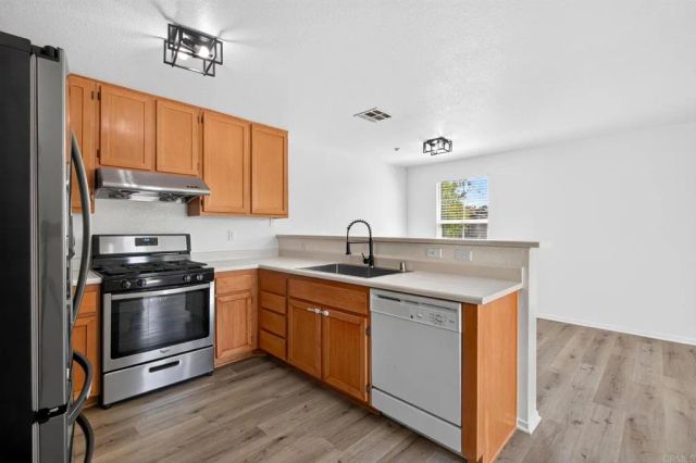 14688 Via Fiesta 2, San Diego, CA 92127