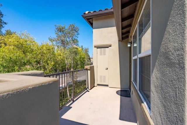 14688 Via Fiesta 2, San Diego, CA 92127