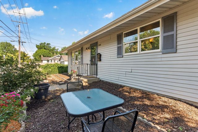 3040 E 42nd Street, Minneapolis, MN 55406