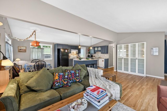 3040 E 42nd Street, Minneapolis, MN 55406
