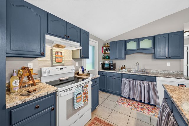 3040 E 42nd Street, Minneapolis, MN 55406