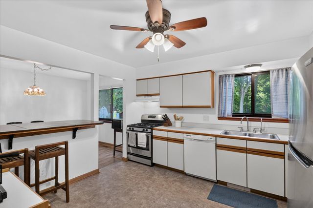 5769 Meadowview Street, Ypsilanti, MI 48197