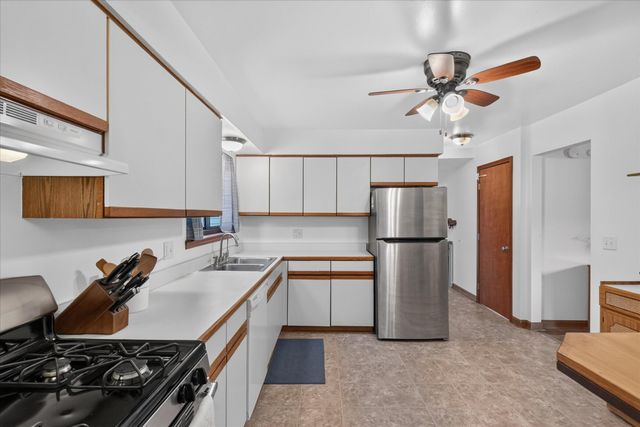 5769 Meadowview Street, Ypsilanti, MI 48197