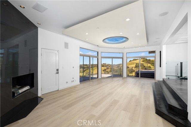 2637 N Mountain Avenue, Claremont, CA 91711