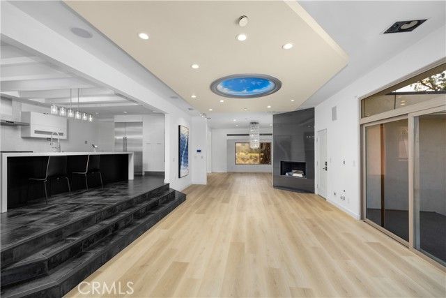 2637 N Mountain Avenue, Claremont, CA 91711