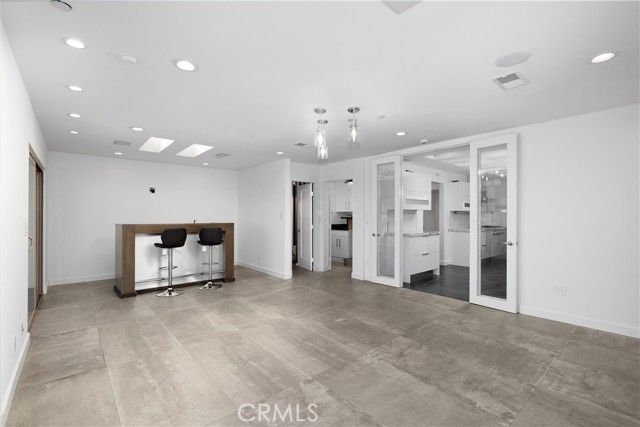 2637 N Mountain Avenue, Claremont, CA 91711