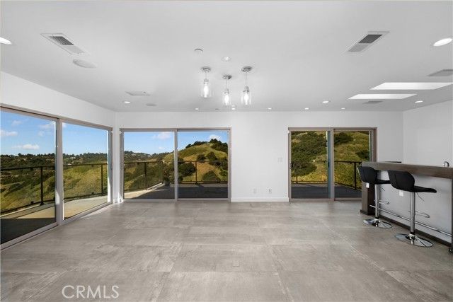 2637 N Mountain Avenue, Claremont, CA 91711