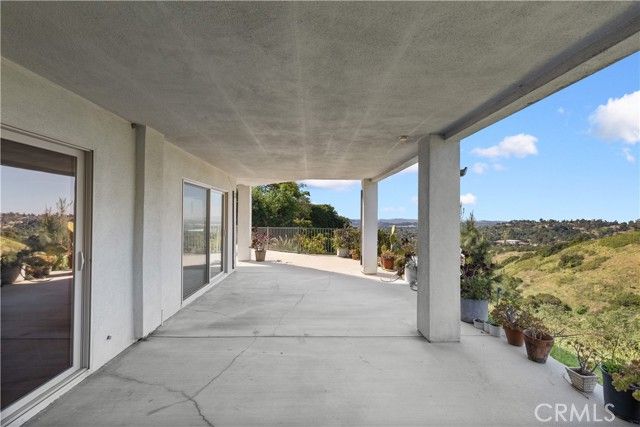 2637 N Mountain Avenue, Claremont, CA 91711