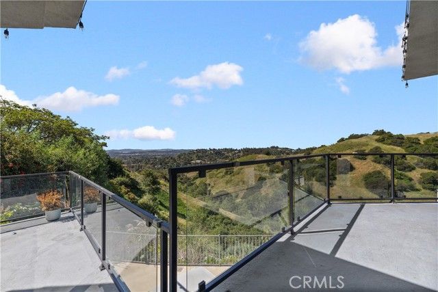 2637 N Mountain Avenue, Claremont, CA 91711