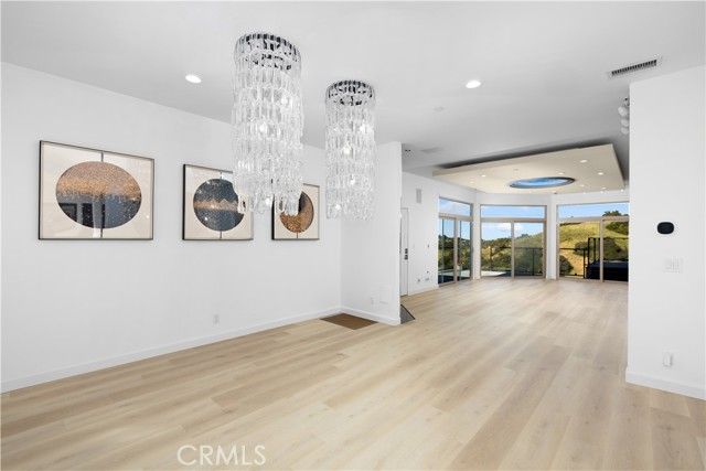 2637 N Mountain Avenue, Claremont, CA 91711