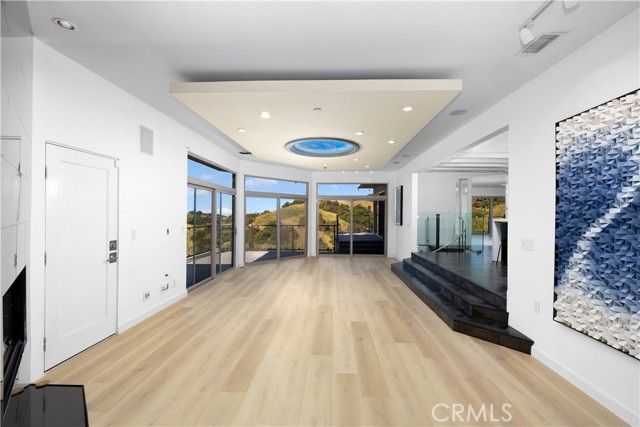 2637 N Mountain Avenue, Claremont, CA 91711