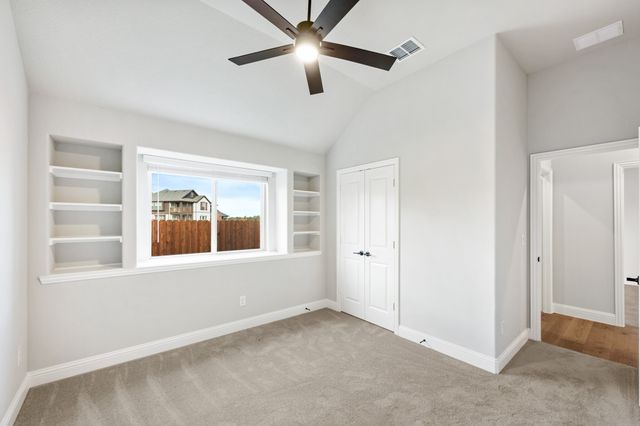 211 Memory Lane, Waxahachie, TX 75165