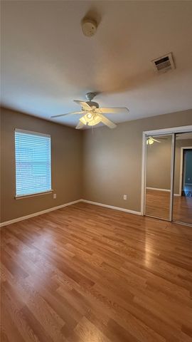 929 Mesa Vista Drive, Crowley, TX 76036