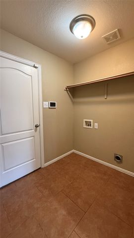 929 Mesa Vista Drive, Crowley, TX 76036
