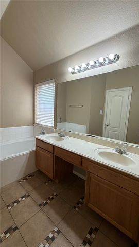 929 Mesa Vista Drive, Crowley, TX 76036