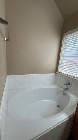 929 Mesa Vista Drive, Crowley, TX 76036