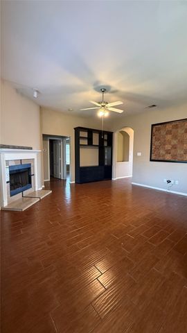 929 Mesa Vista Drive, Crowley, TX 76036