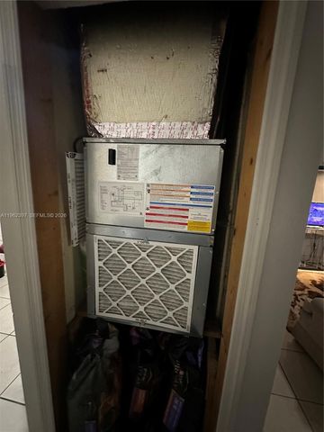 10229 SW 175th St, Miami, FL 33157