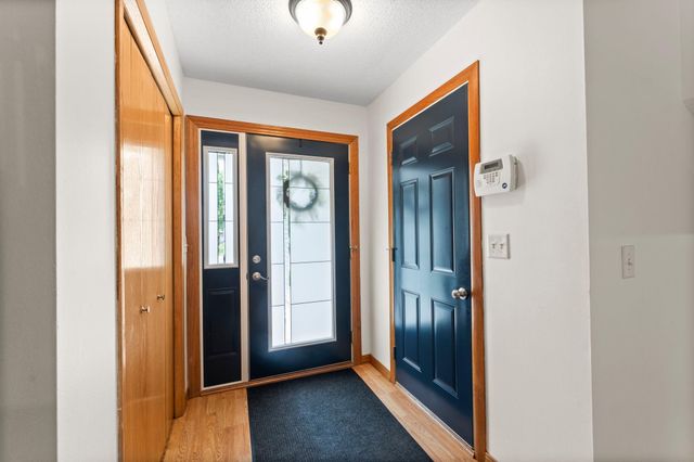 735 Marigold Drive, Cambridge, MN 55008