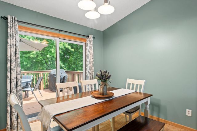 735 Marigold Drive, Cambridge, MN 55008