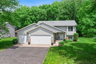 735 Marigold Drive, Cambridge, MN 55008