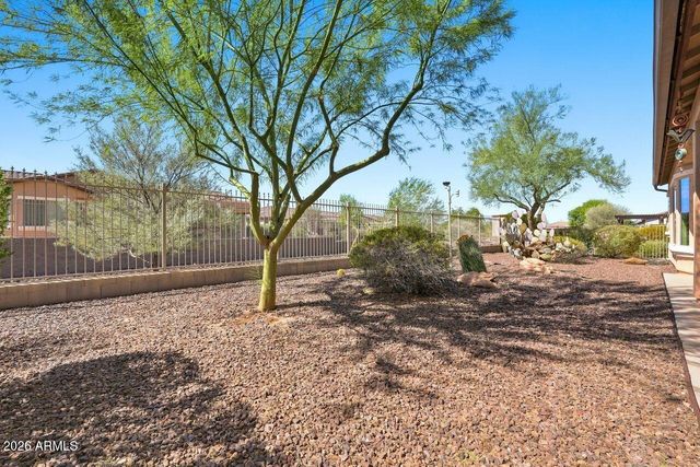17735 W REDWOOD Lane, Goodyear, AZ 85338