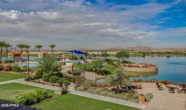 17735 W REDWOOD Lane, Goodyear, AZ 85338
