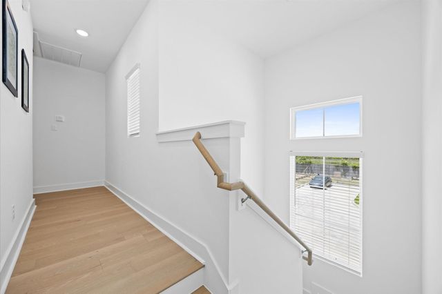 5814 Highland Sky Lane, Houston, TX 77091