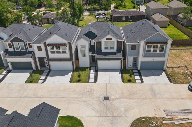 5814 Highland Sky Lane, Houston, TX 77091