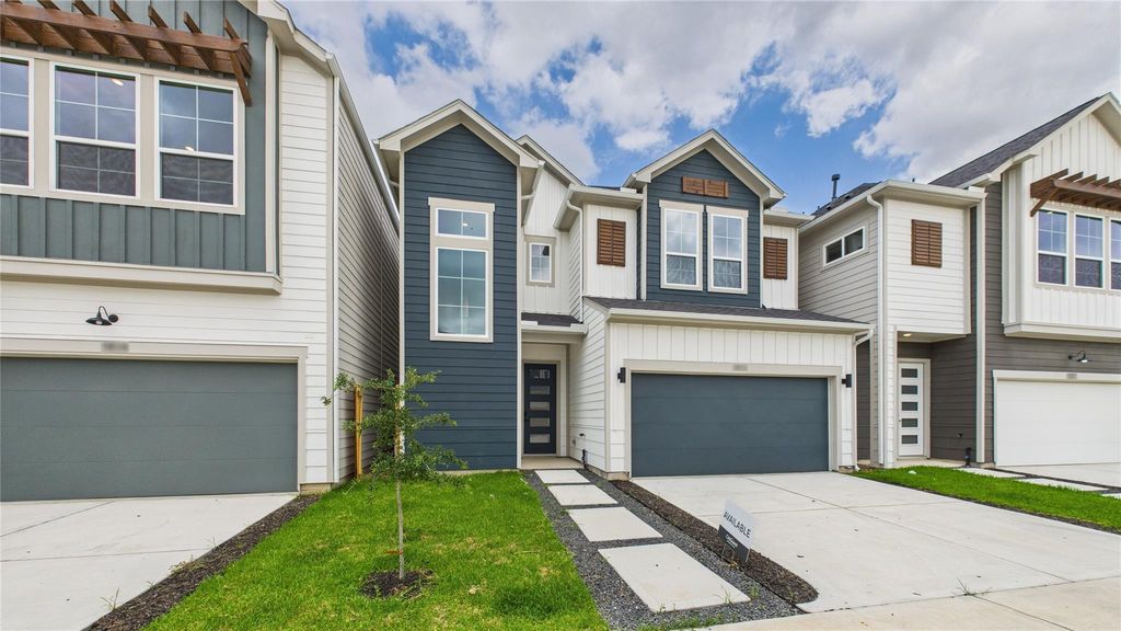 5814 Highland Sky Lane, Houston, TX 77091