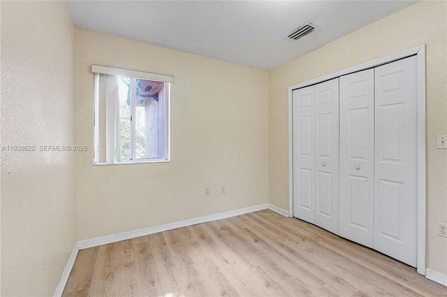 631 SW 10th St, Florida City, FL 33034