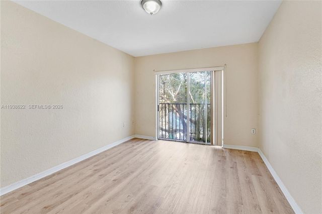 631 SW 10th St, Florida City, FL 33034