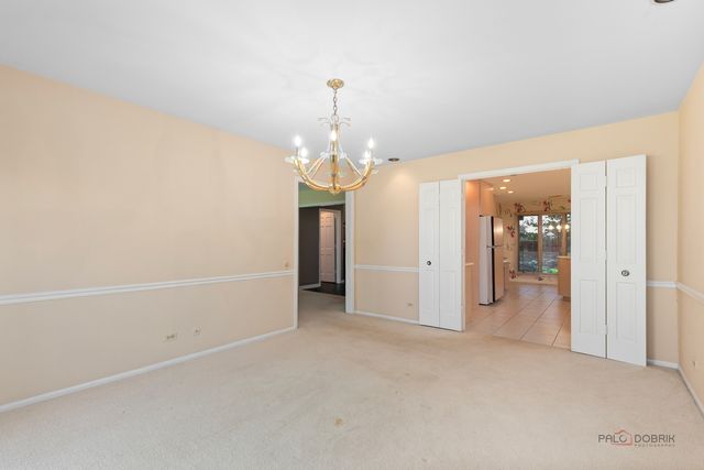 3875 S Mission Hills Road, Northbrook, IL 60062