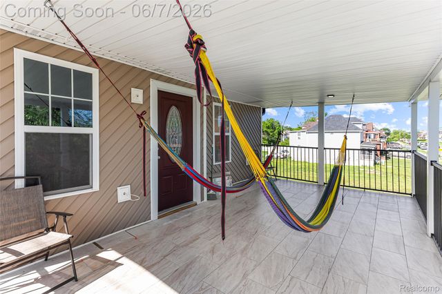 4686 Pacific Street N, Detroit, MI 48204