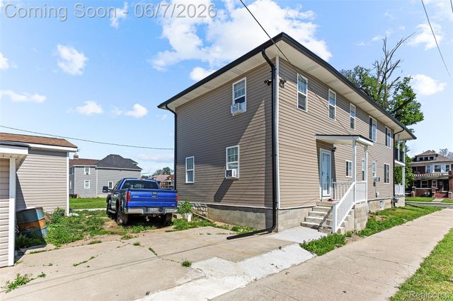 4686 Pacific Street N, Detroit, MI 48204