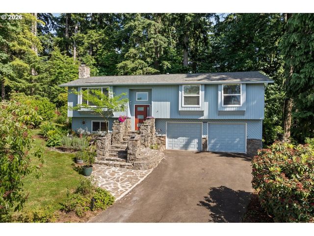 15931 Se HEIDI Ln, Damascus, OR 97089