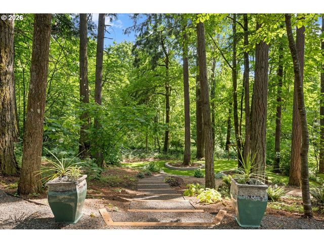 15931 Se HEIDI Ln, Damascus, OR 97089