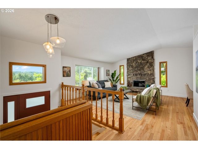 15931 Se HEIDI Ln, Damascus, OR 97089