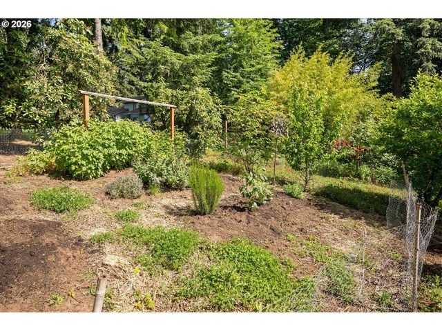 15931 Se HEIDI Ln, Damascus, OR 97089