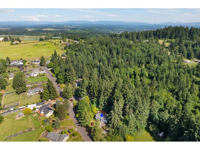 15931 Se HEIDI Ln, Damascus, OR 97089